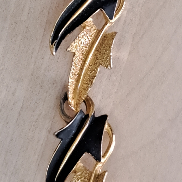 Mode ART Signed Vintage Gold Black Oak Leaf Collar/ Choker Necklace - Picture 11 of 13